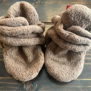 Zutano booties size 12 month